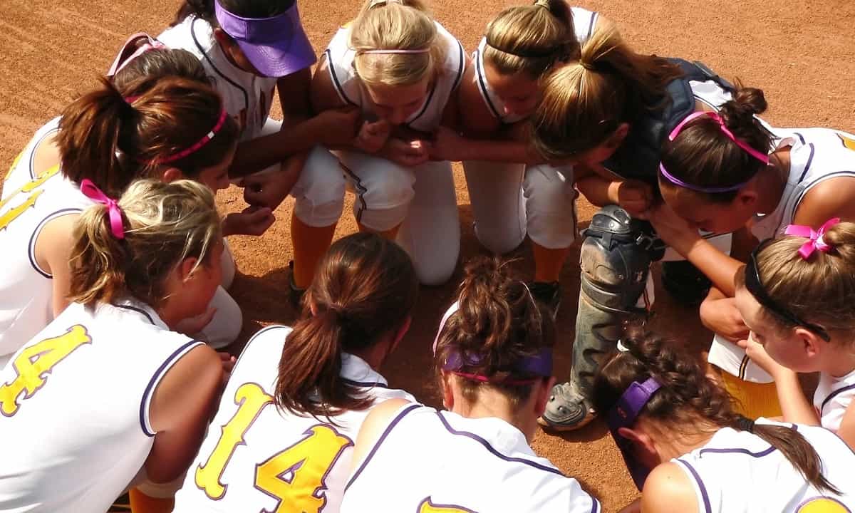 Softball Positions and Numbers Explained - The Bat Nerds